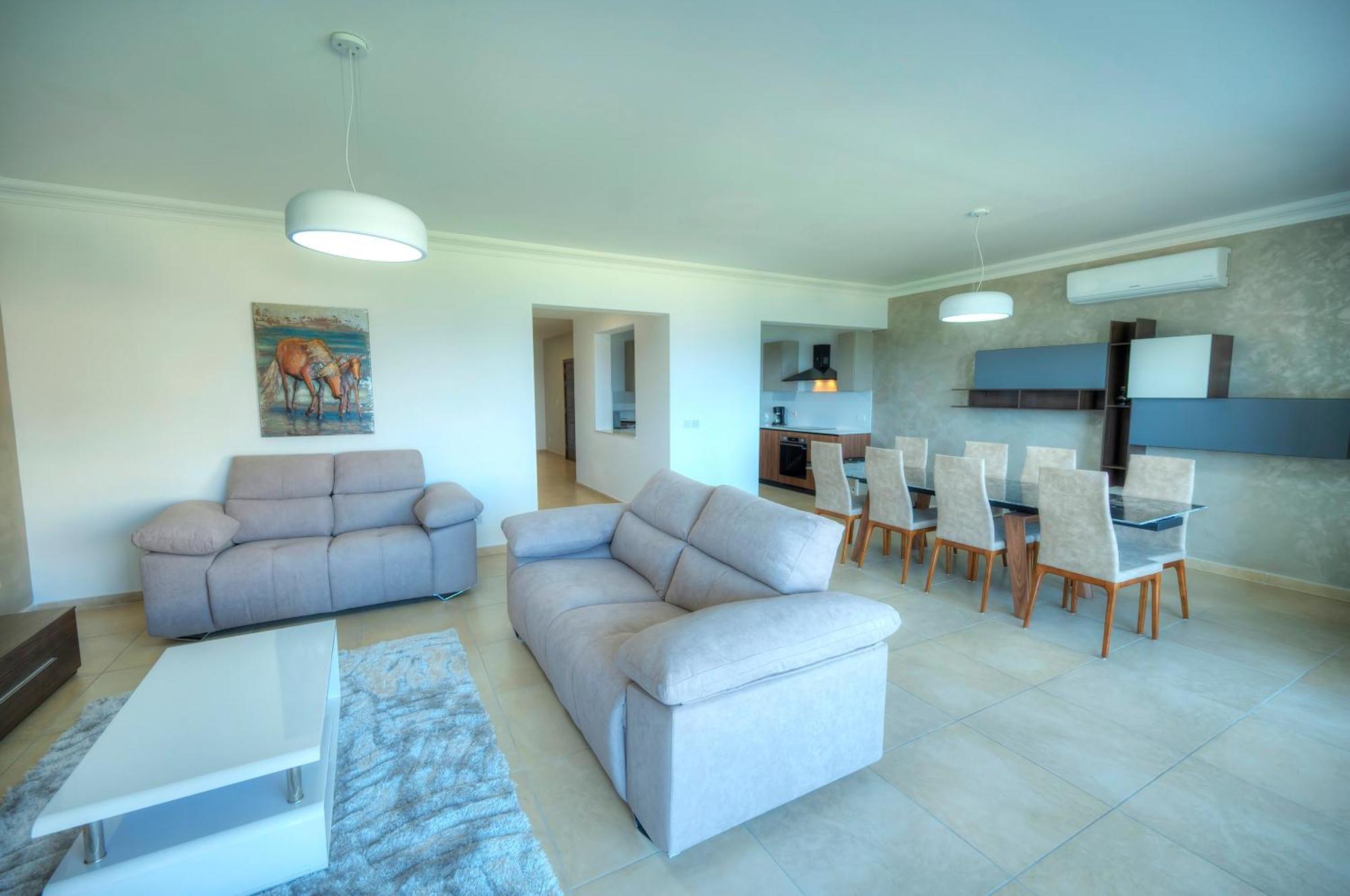 Fort Cambridge Apartments สลีมา ภายนอก รูปภาพ