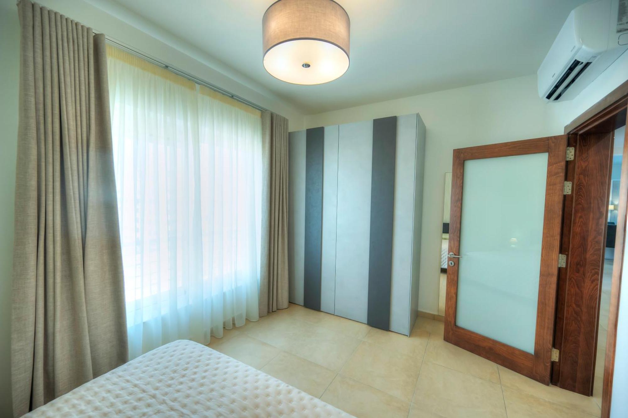 Fort Cambridge Apartments สลีมา ภายนอก รูปภาพ